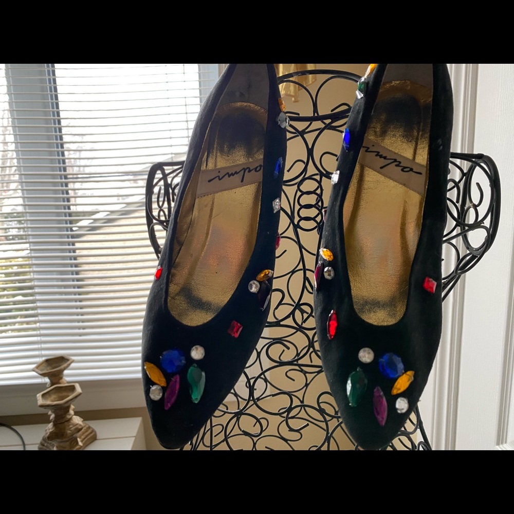 Black suede shoes with stones